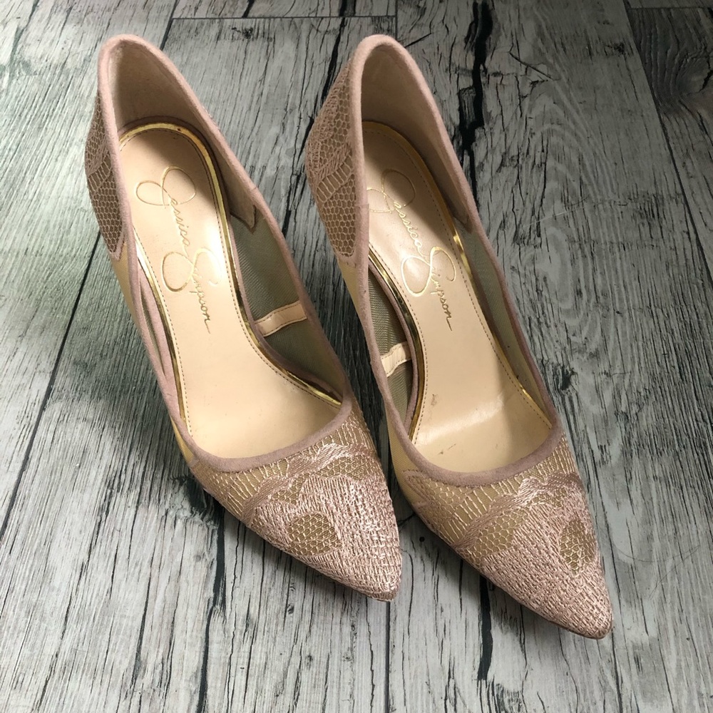 Jessica Simpson blush/nude pumps
